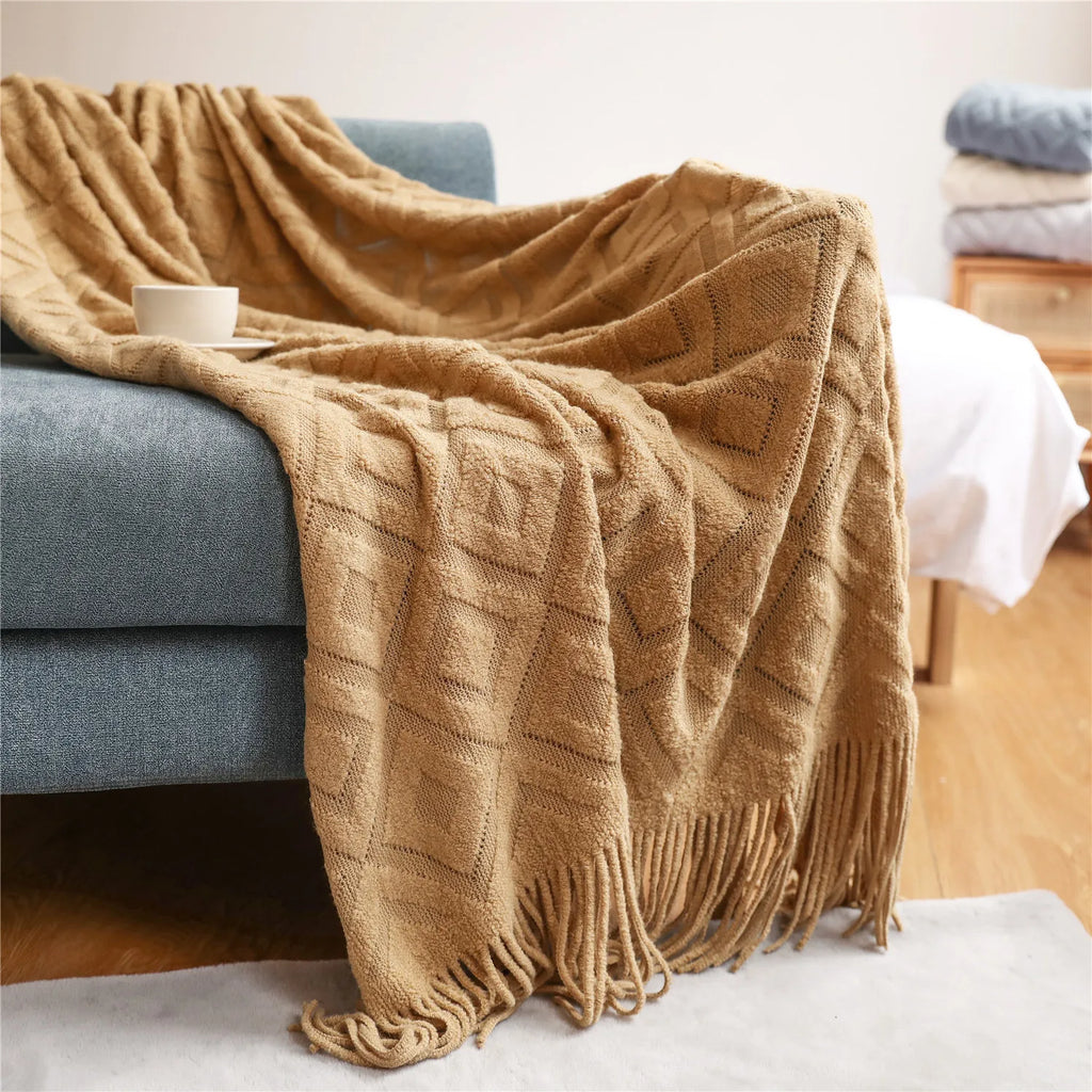 Luxurious Diamond-Shaped Cashmere Feel Knitted Blanket Throw