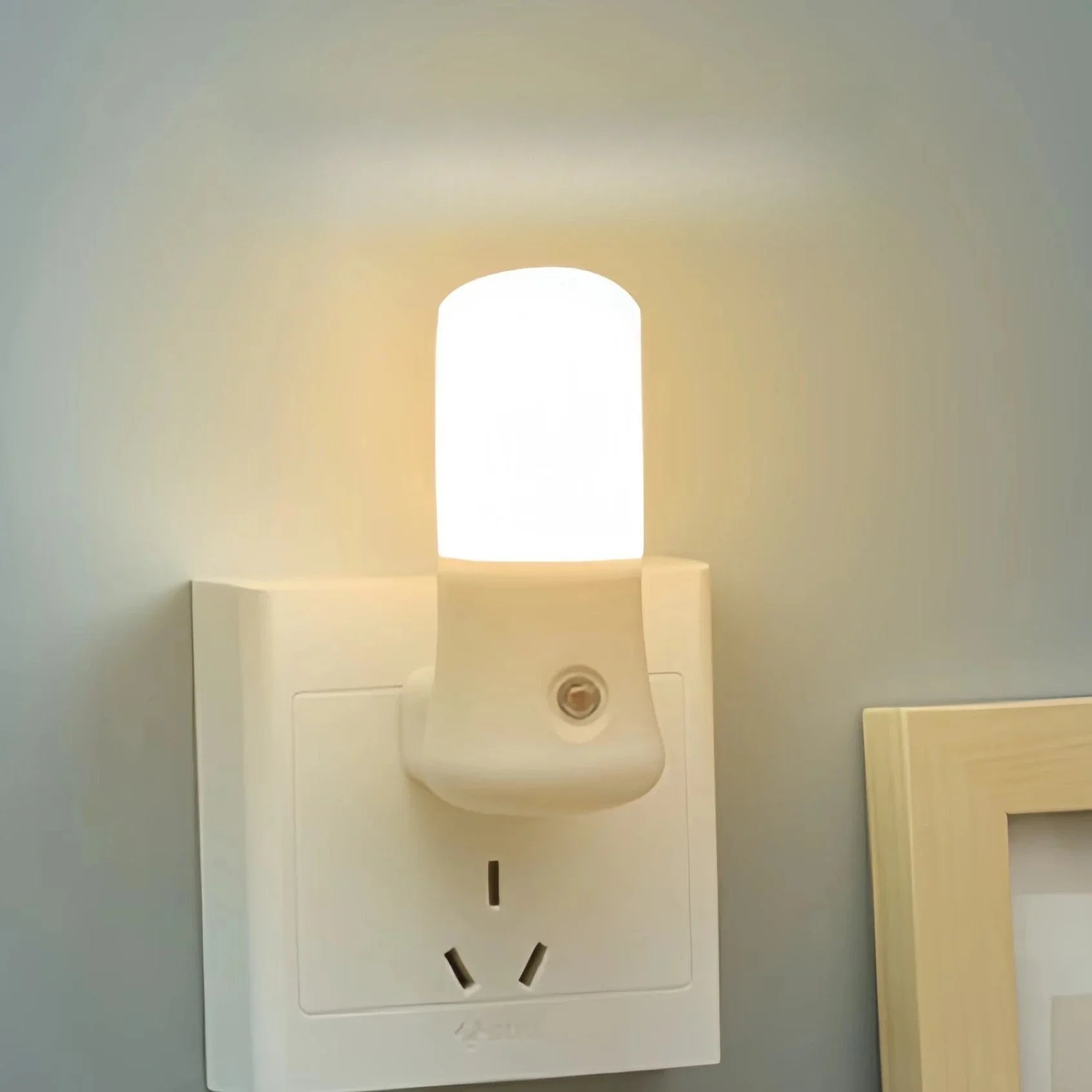 LED Plug In Night Light Push Button Wall Lamp for Bedroom