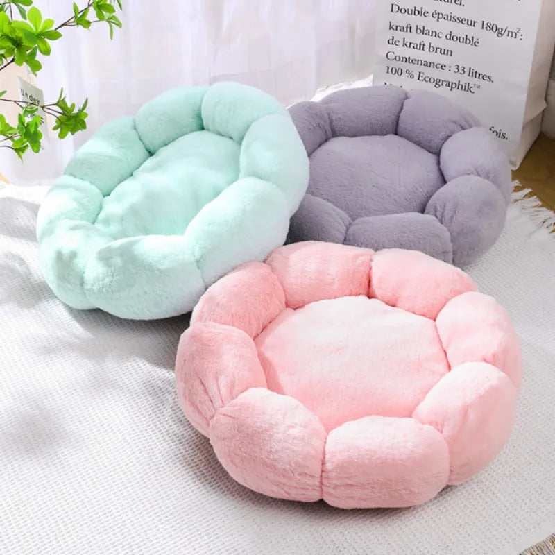 Plush Round Flower Pet Bed Soft Washable Bed for Dogs and Cats