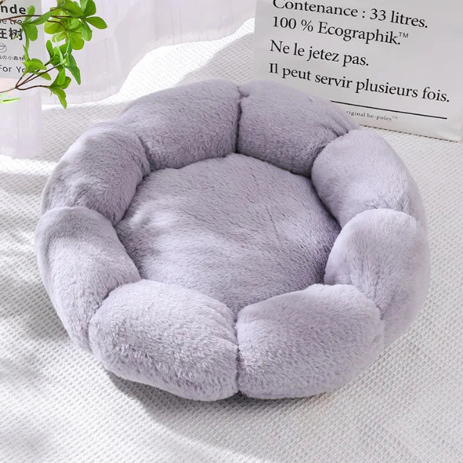 Plush Round Flower Pet Bed Soft Washable Bed for Dogs and Cats